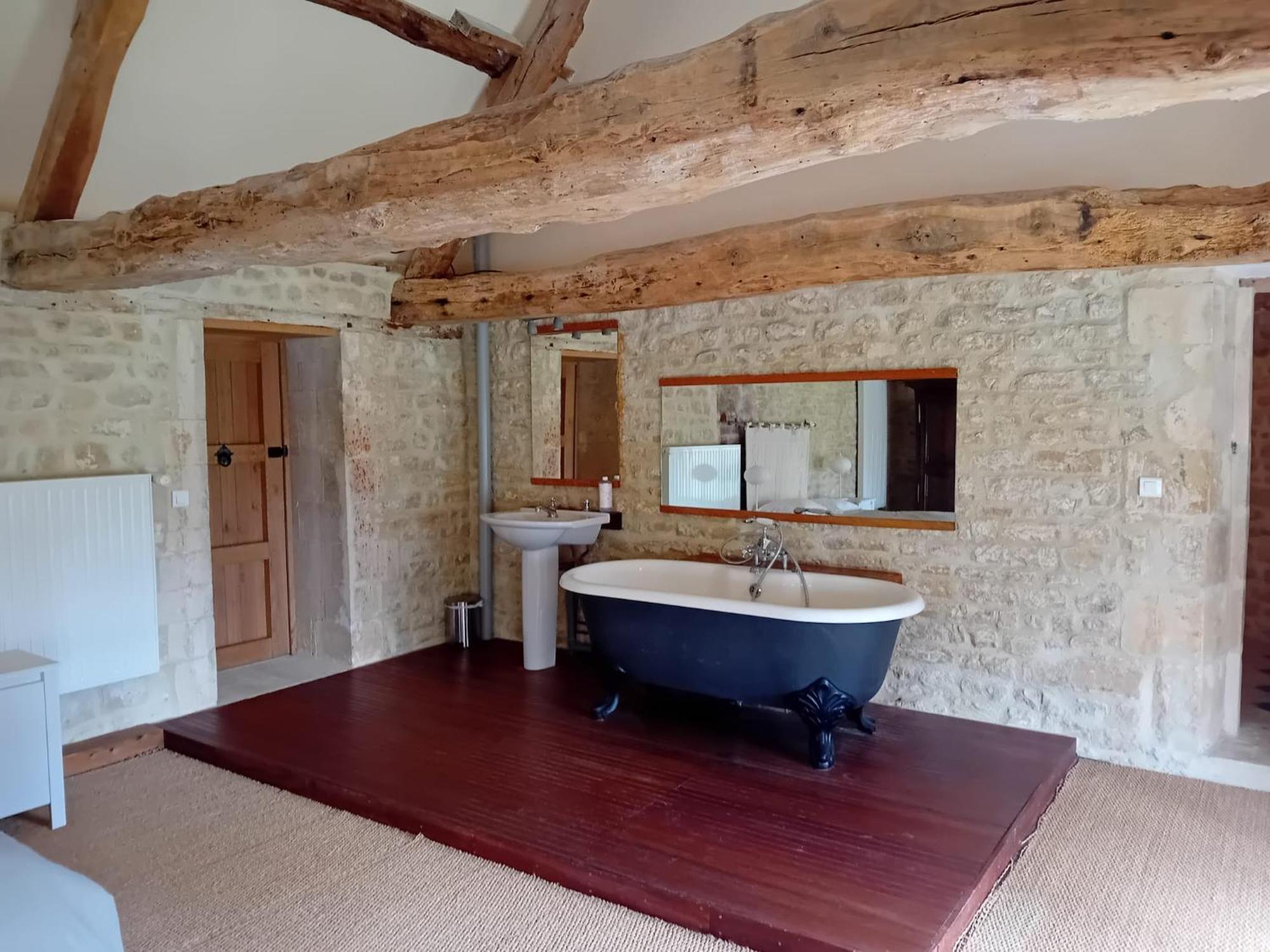 Tilly-sur-Seulles Magnifique Chateau Renove Proche Bourg Grand Parc Belle Terrasse Billard, Ping Pong, Proche Bayeux Et Plages Du Debarquement מראה חיצוני תמונה
