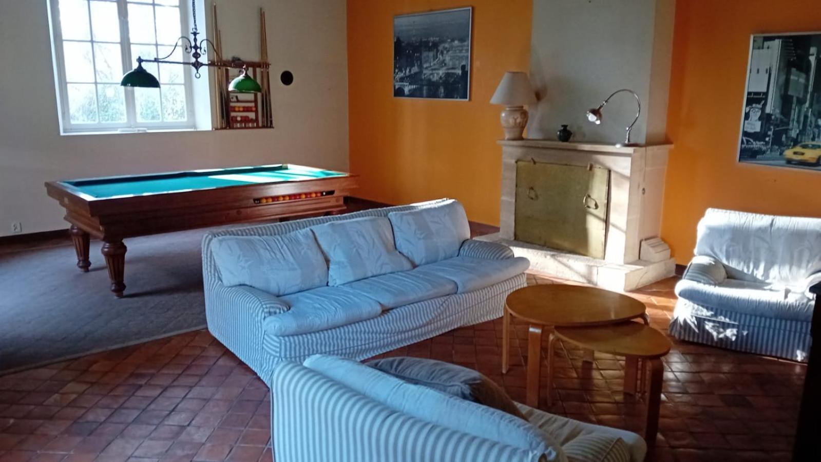 Tilly-sur-Seulles Magnifique Chateau Renove Proche Bourg Grand Parc Belle Terrasse Billard, Ping Pong, Proche Bayeux Et Plages Du Debarquement מראה חיצוני תמונה