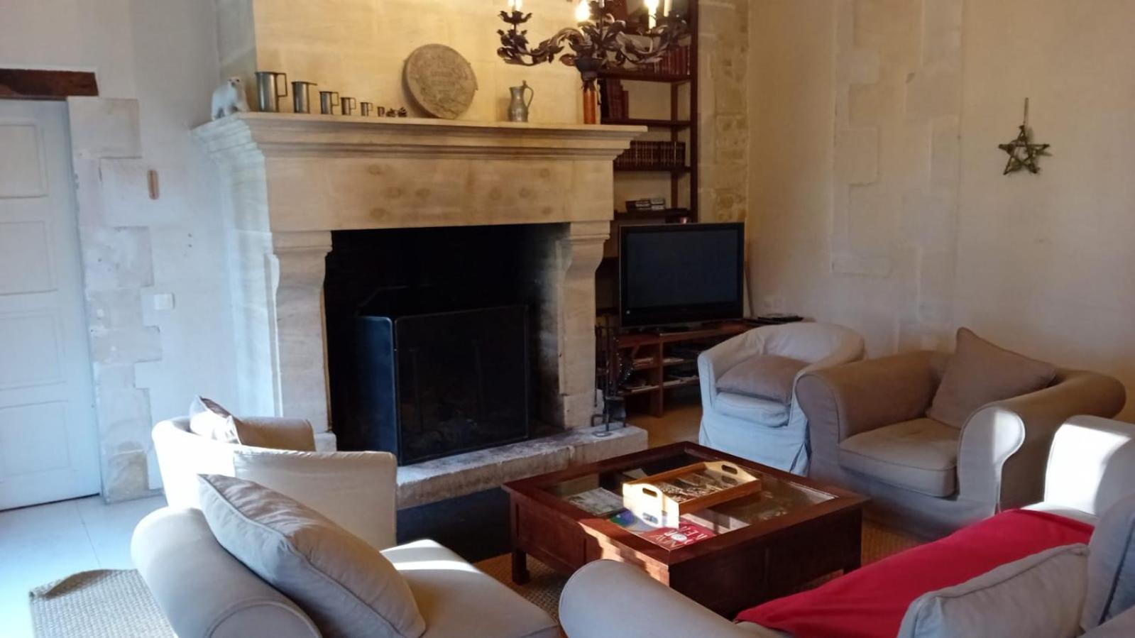 Tilly-sur-Seulles Magnifique Chateau Renove Proche Bourg Grand Parc Belle Terrasse Billard, Ping Pong, Proche Bayeux Et Plages Du Debarquement מראה חיצוני תמונה