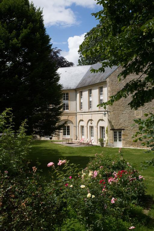 Tilly-sur-Seulles Magnifique Chateau Renove Proche Bourg Grand Parc Belle Terrasse Billard, Ping Pong, Proche Bayeux Et Plages Du Debarquement מראה חיצוני תמונה