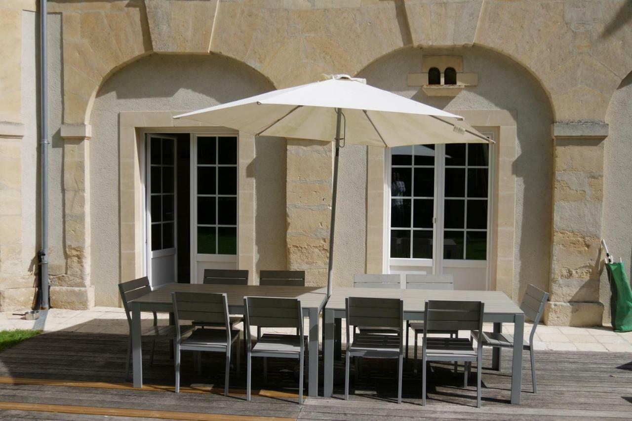 Tilly-sur-Seulles Magnifique Chateau Renove Proche Bourg Grand Parc Belle Terrasse Billard, Ping Pong, Proche Bayeux Et Plages Du Debarquement מראה חיצוני תמונה